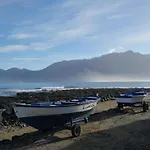 Daire Gemuetliche In Caleta De By Interhome