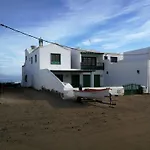 Gemuetliche In Caleta De By Interhome 法马拉